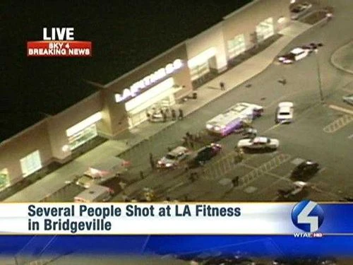 The large gym is one of many businesses in the Great Southern Shopping Center on Washington Pike.