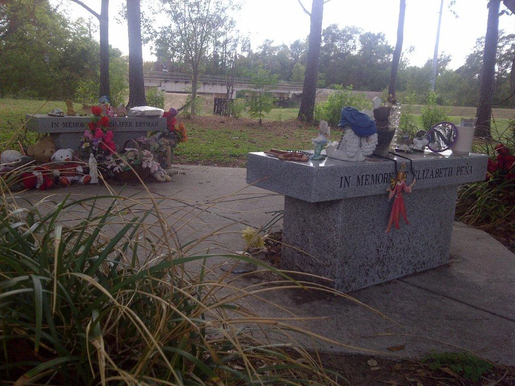 Murder of Jennifer Ertman and Elizabeth Peña.jpg