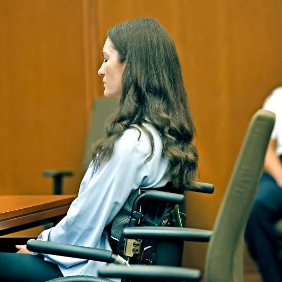 2 jurors seated for trial of Lindsay Clancy in strangulation deaths of her 3 children